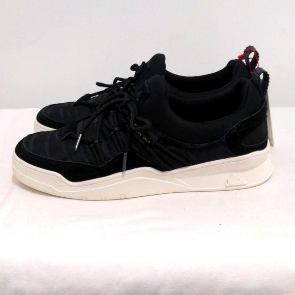 Pajar Athletic Shoes - Picture 3 of 6